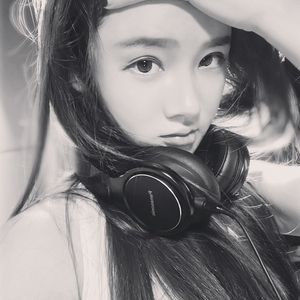 欧美亚洲中文字幕
